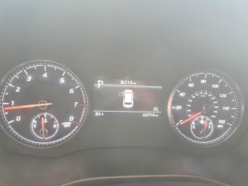 2021 HYUNDAI SANTA FE SE 9