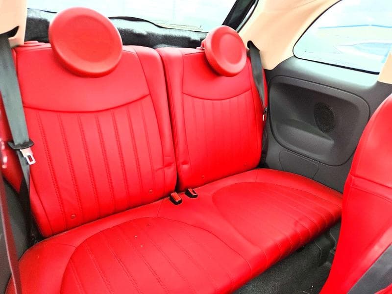 2017 FIAT 500 LOUNGE 10