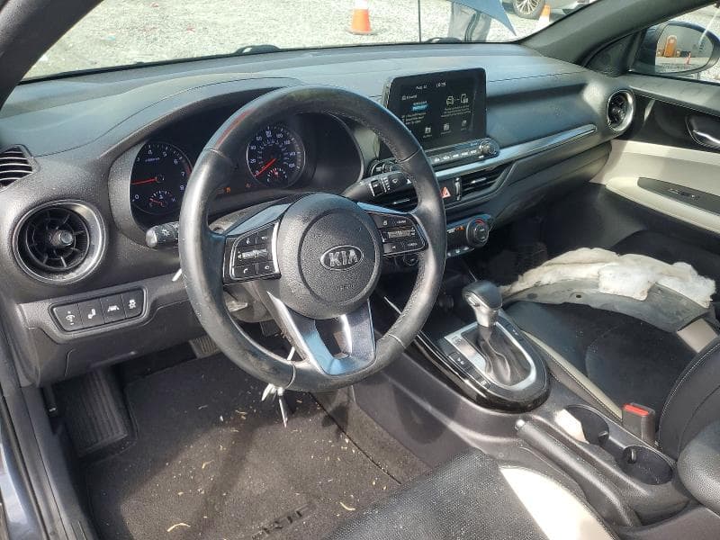 2019 KIA FORTE EX 8