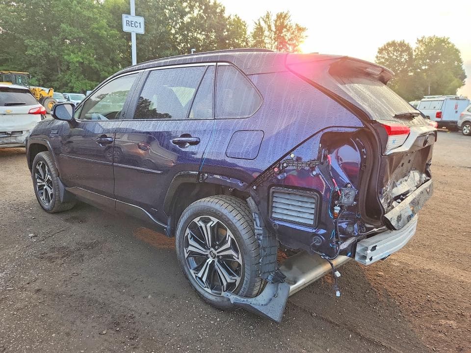 2022 TOYOTA RAV4 PRIME XSE 2