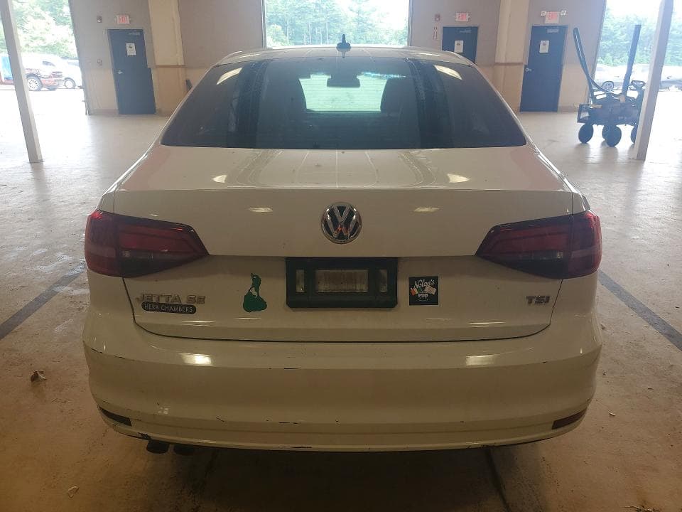 2017 VOLKSWAGEN JETTA SE 6