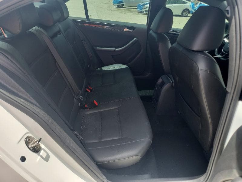 2018 VOLKSWAGEN JETTA SPORT 10