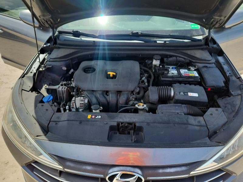 2019 HYUNDAI ELANTRA SEL 11