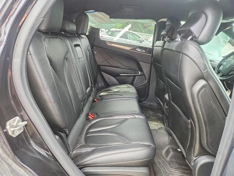 2019 LINCOLN MKC 11