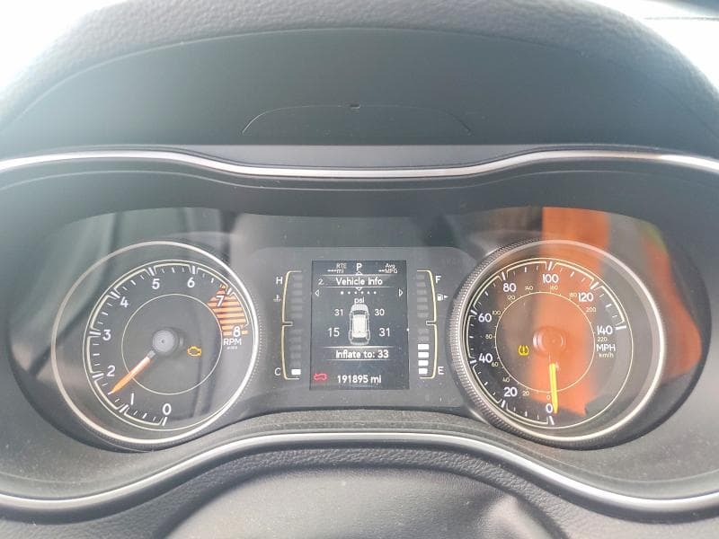 2019 JEEP CHEROKEE LATITUDE PLUS 9