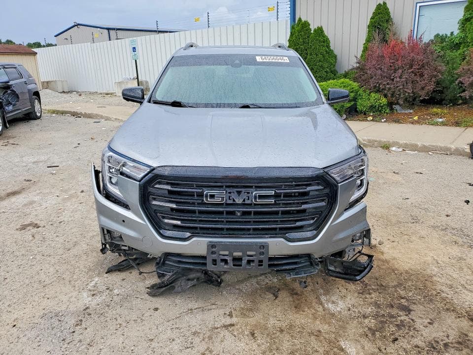 2023 GMC TERRAIN SLT 5