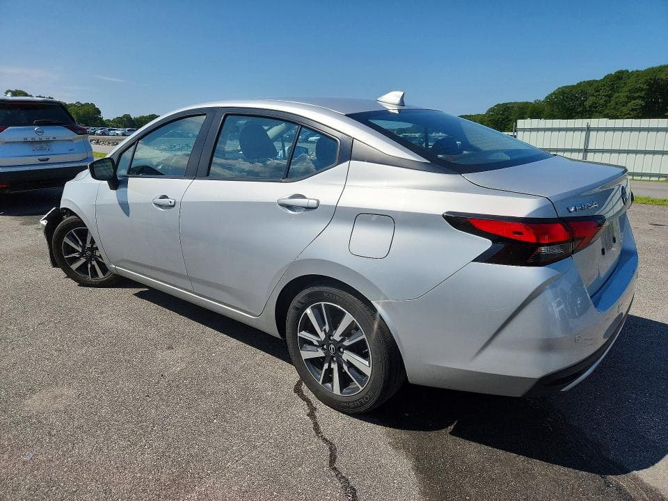 2025 NISSAN VERSA SV 2