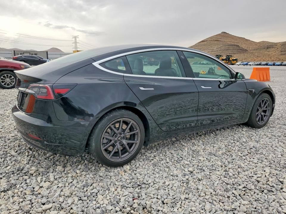 2019 TESLA MODEL 3 3
