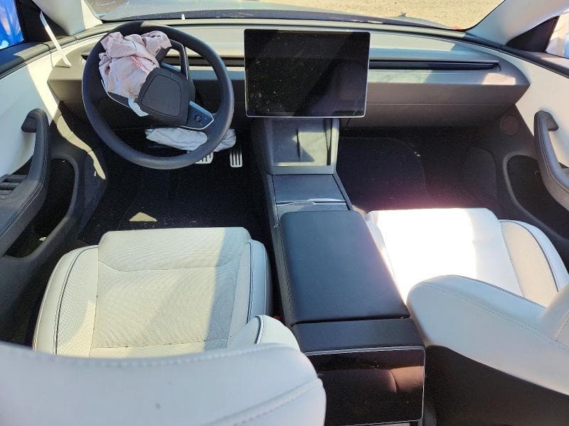 2026 TESLA MODEL 3 8