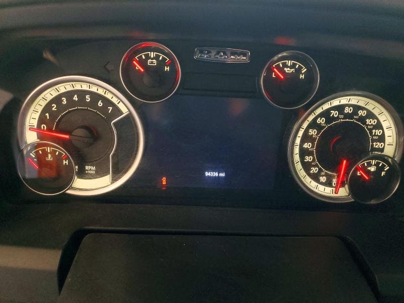 2017 RAM 1500 SLT 9