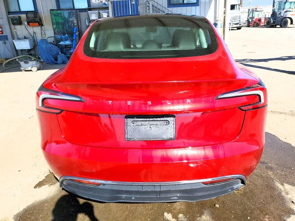 2024 TESLA MODEL 3 6