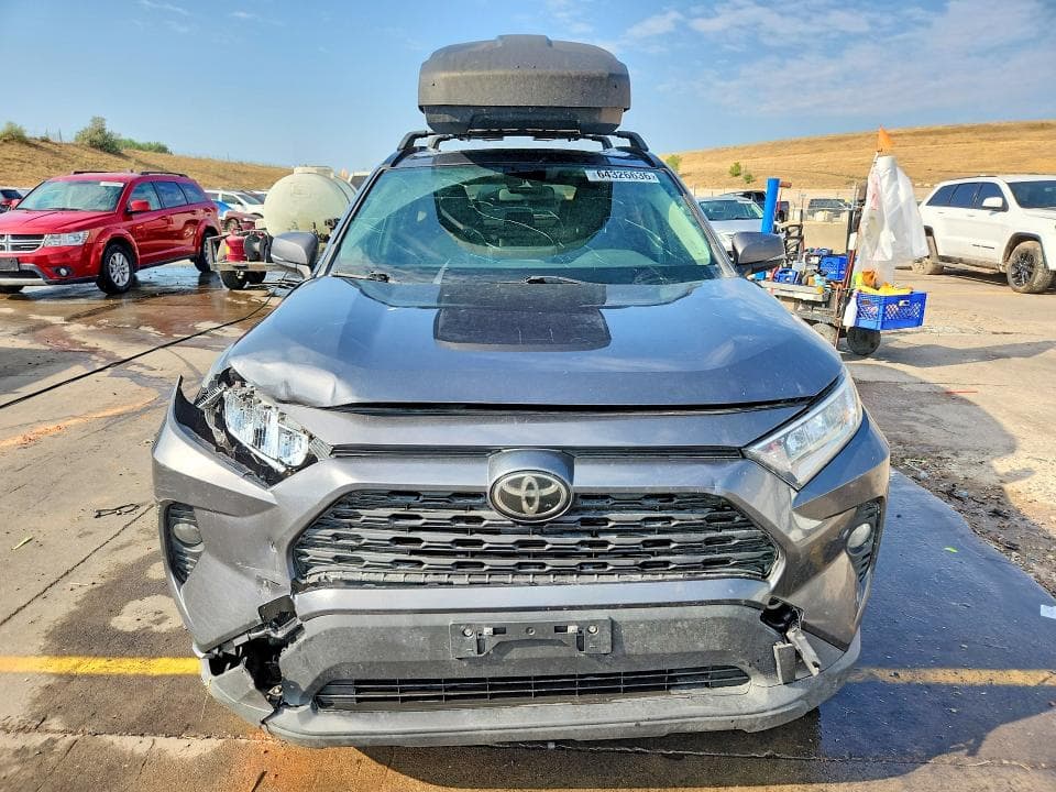 2020 TOYOTA RAV4 XLE 5