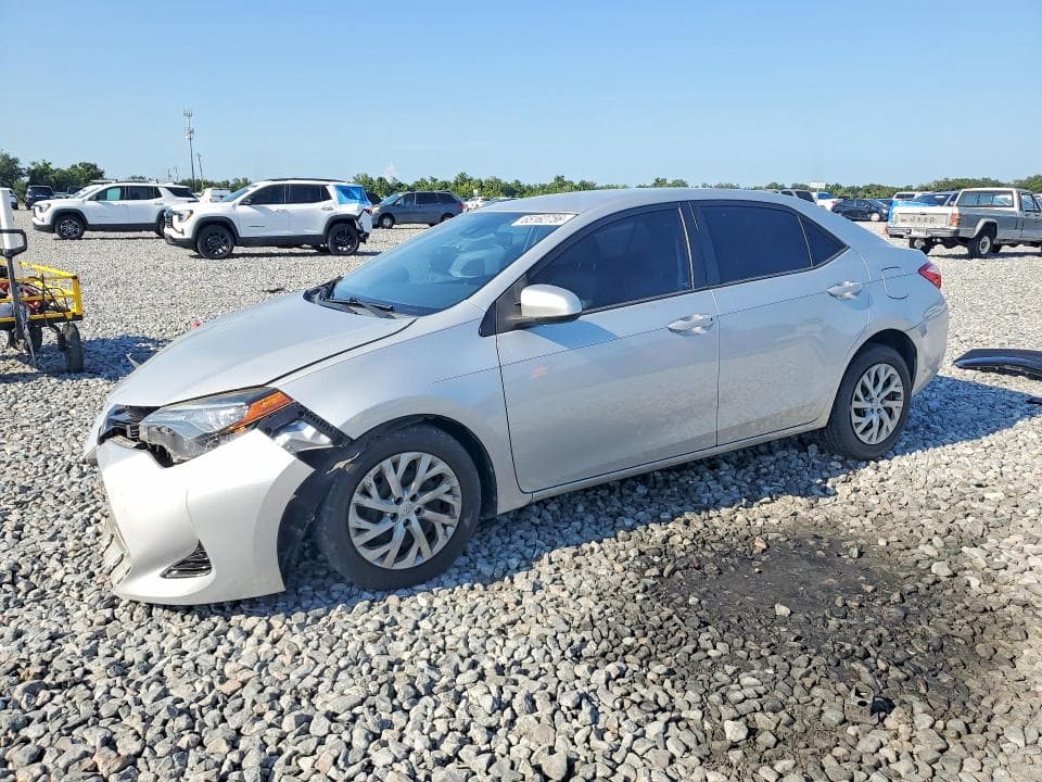 2017 TOYOTA COROLLA LE - 1
