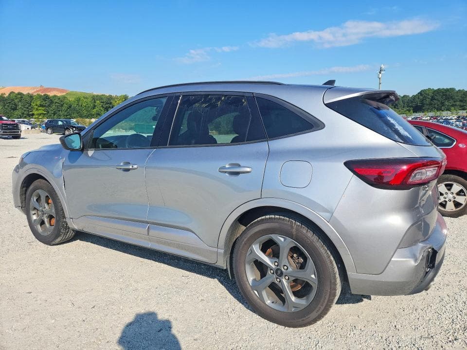 2024 FORD ESCAPE ST LINE 2