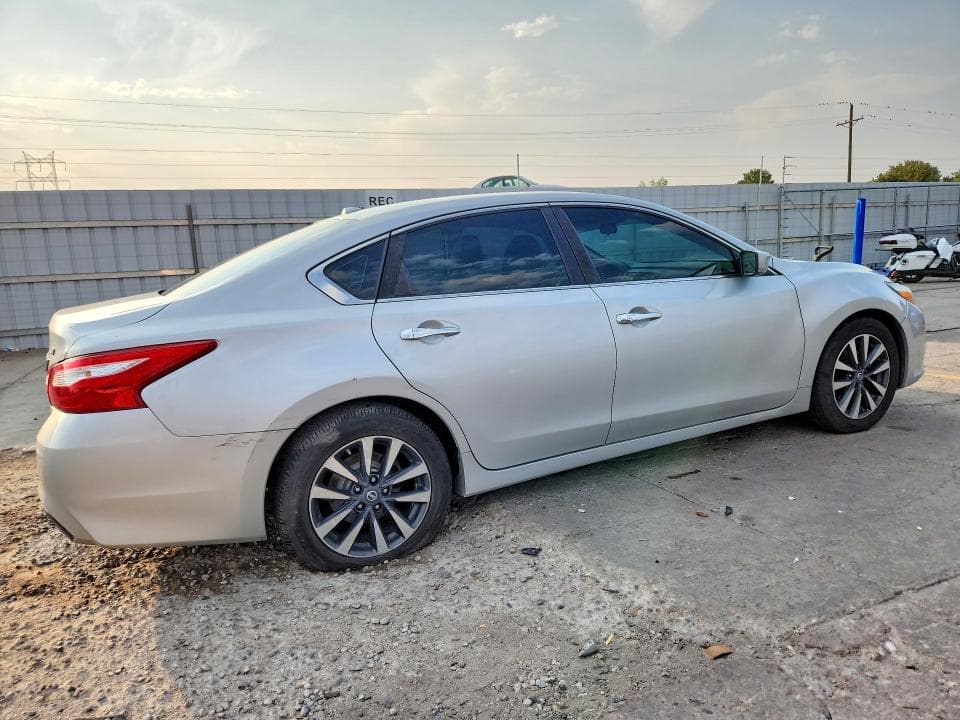 2017 NISSAN ALTIMA 2.5 SV 3