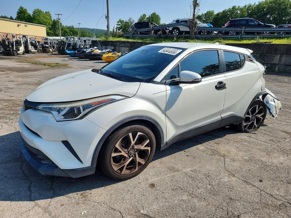 2018 TOYOTA C-HR XLE