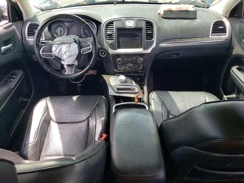 2017 CHRYSLER 300C 8