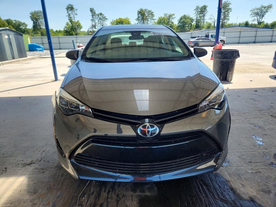 2017 TOYOTA COROLLA LE 5