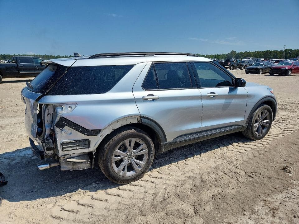 2022 FORD EXPLORER XLT 3