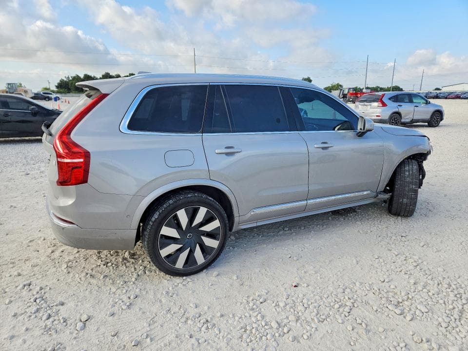 2024 VOLVO XC90 ULTIMATE 3