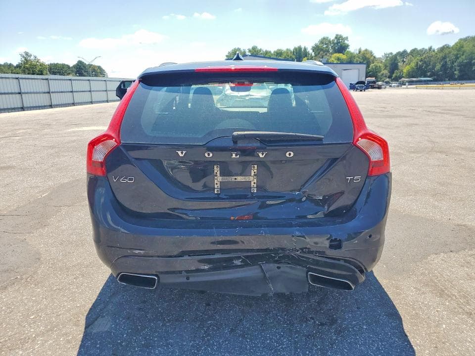 2017 VOLVO V60 T5 PREMIER 6