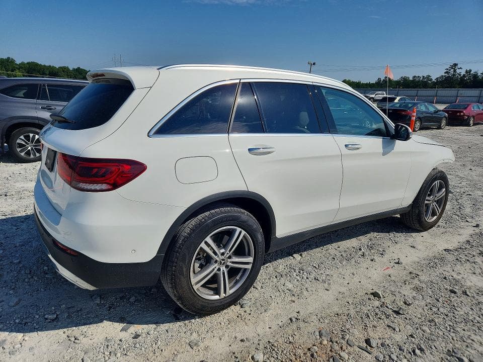 2022 MERCEDES-BENZ GLC 300 3