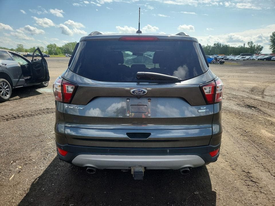 2017 FORD ESCAPE SE 6