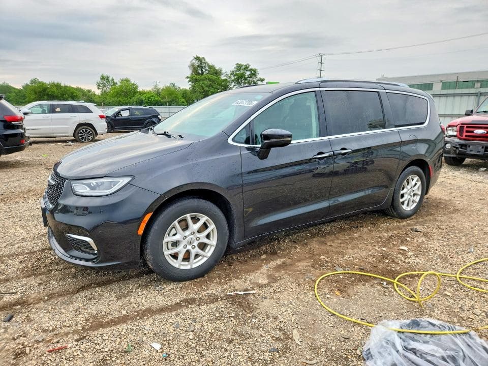 2021 CHRYSLER PACIFICA TOURING L - 1