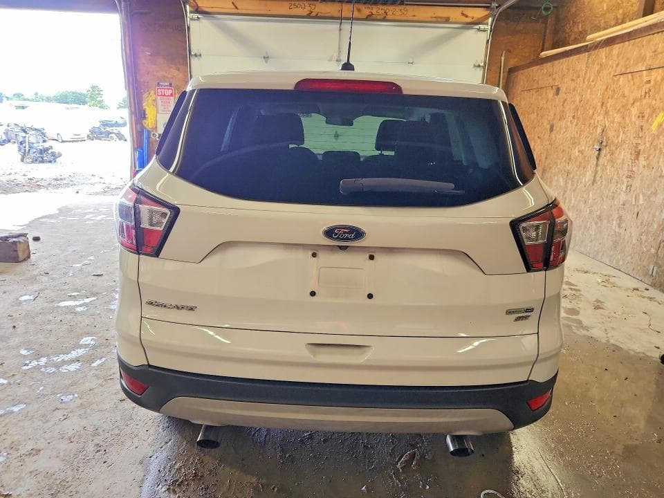 2017 FORD ESCAPE SE 6