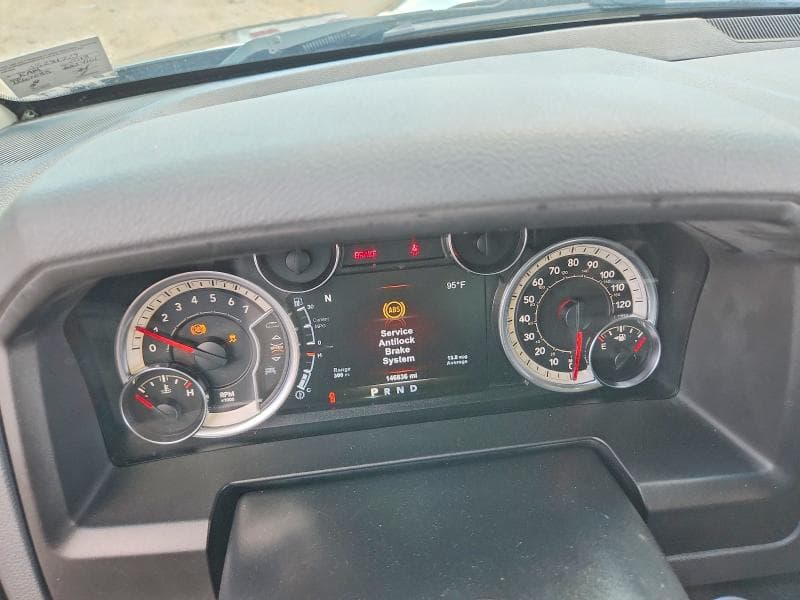 2018 RAM 1500 SLT 9