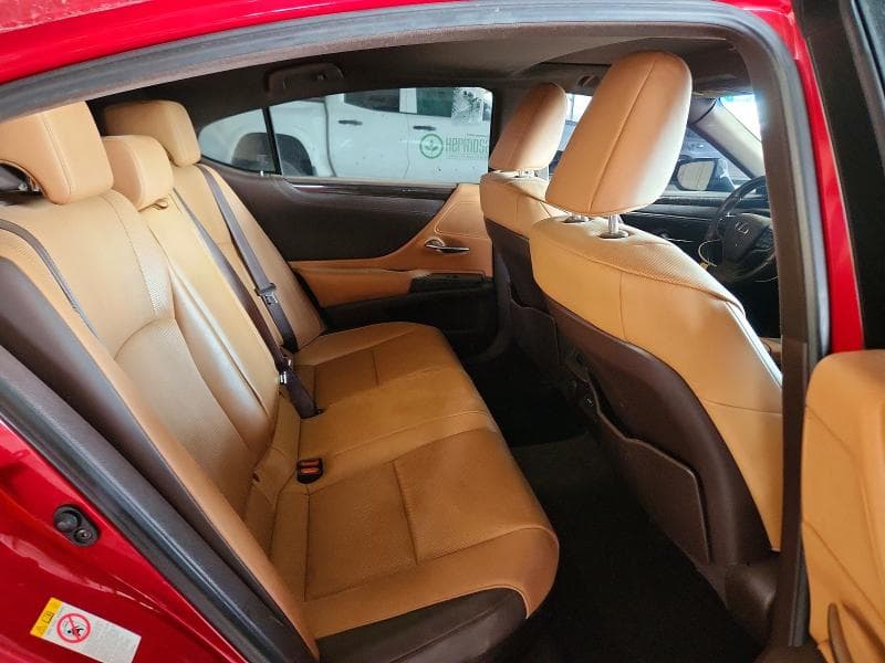 2019 LEXUS ES 300H 10