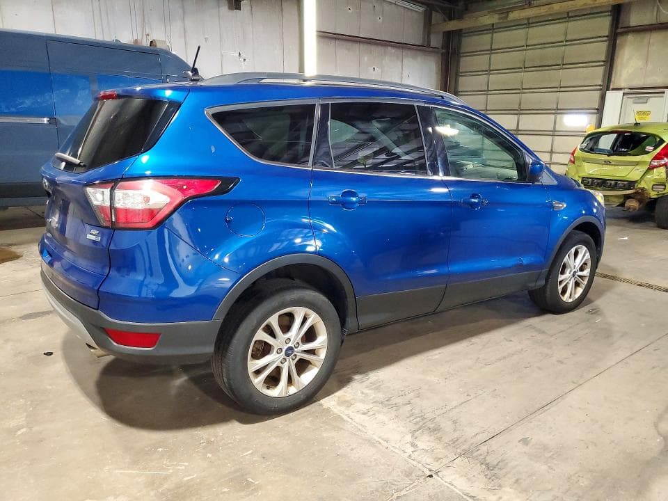 2018 FORD ESCAPE SE 3
