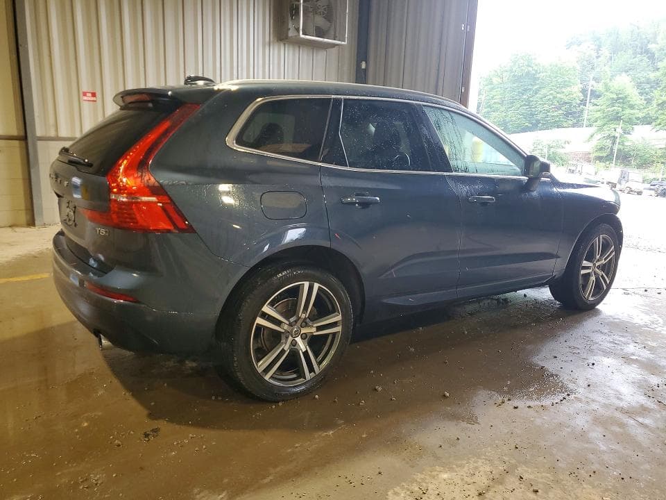2021 VOLVO XC60 T5 MOMENTUM 3