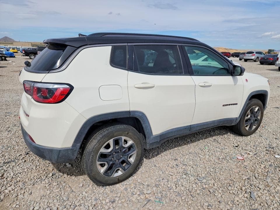 2018 JEEP COMPASS TRAILHAWK 3