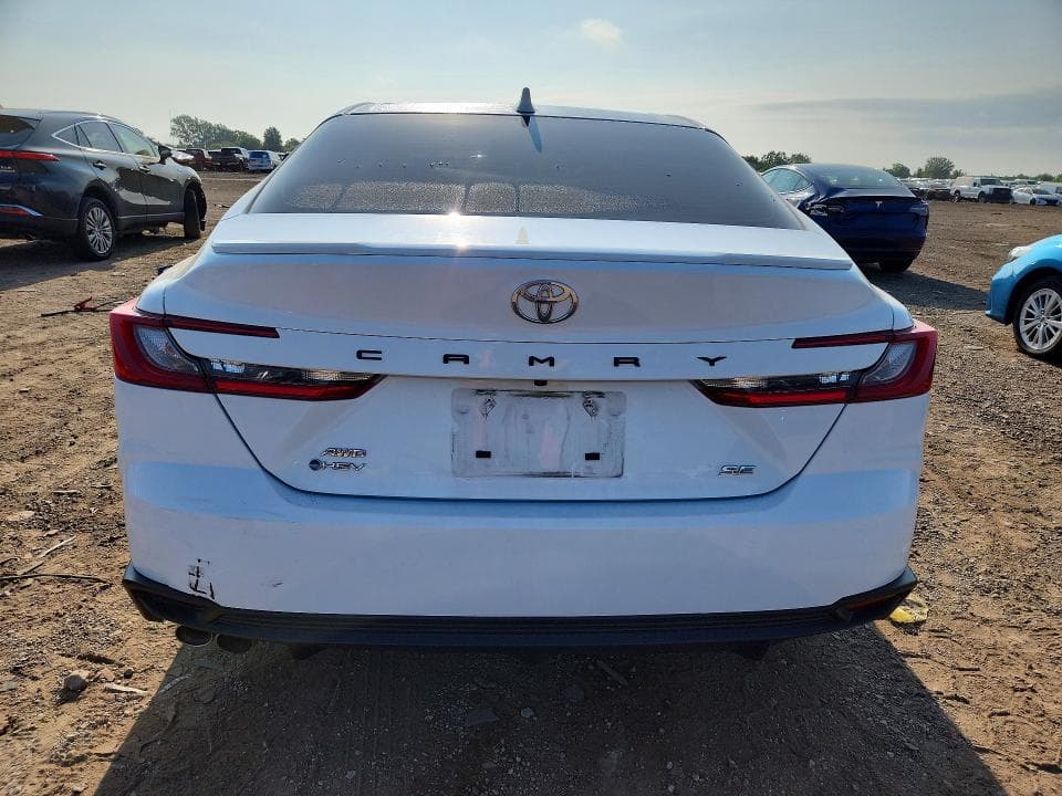 2026 TOYOTA CAMRY SE 6
