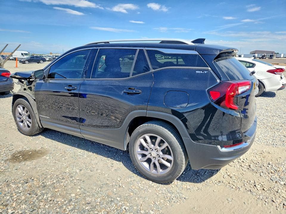 2023 GMC TERRAIN SLT 2
