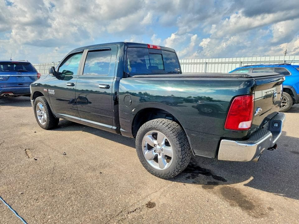 2017 RAM 1500 SLT 2