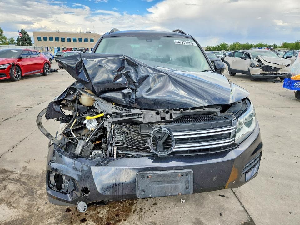 2017 VOLKSWAGEN TIGUAN S 5