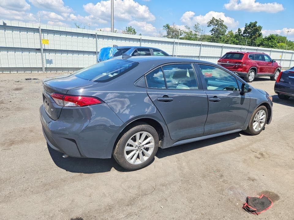 2026 TOYOTA COROLLA LE 3