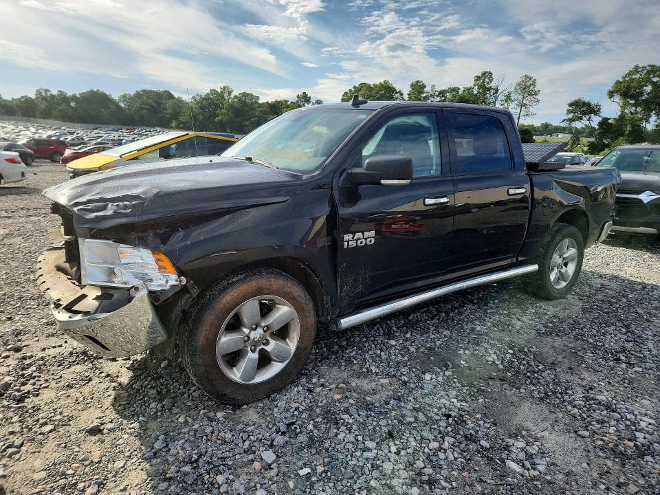 2017 RAM 1500 SLT - 1