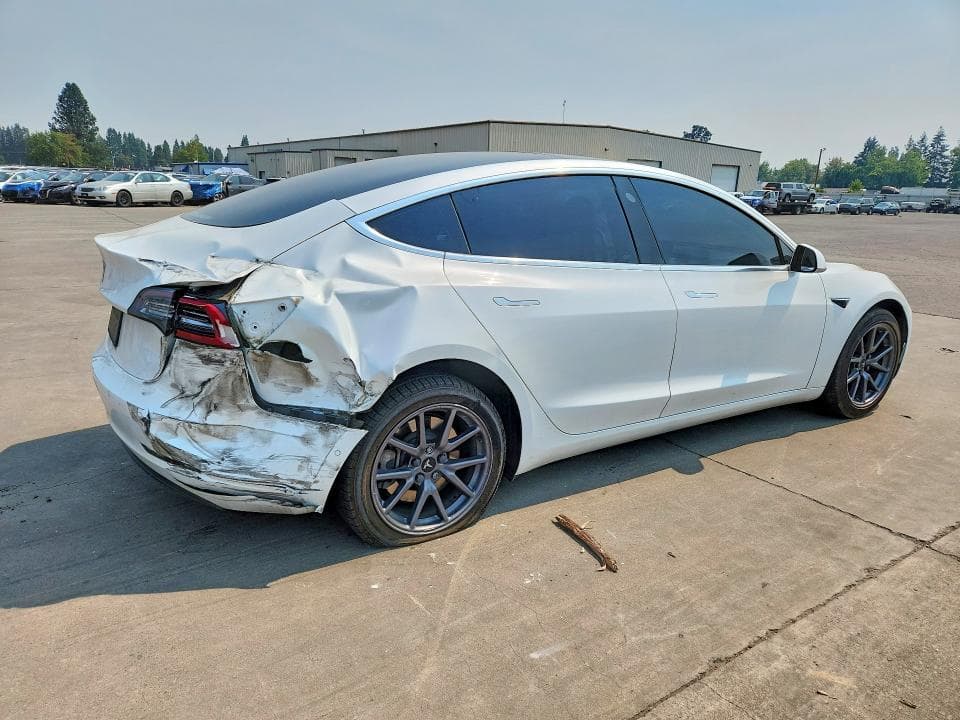 2020 TESLA MODEL 3 3