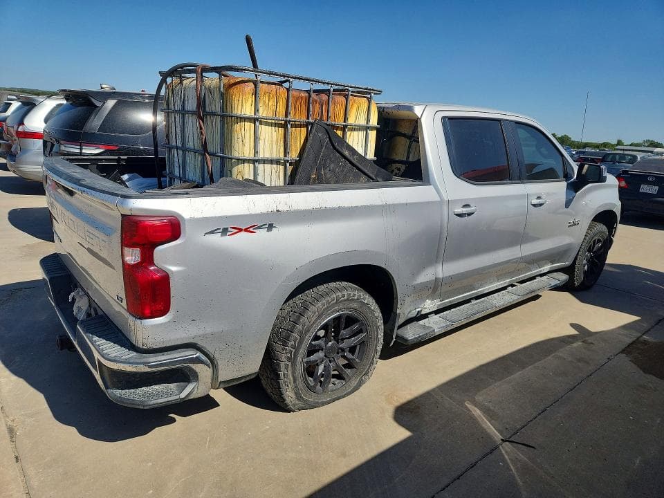 2020 CHEVROLET SILVERADO K1500 LT 3