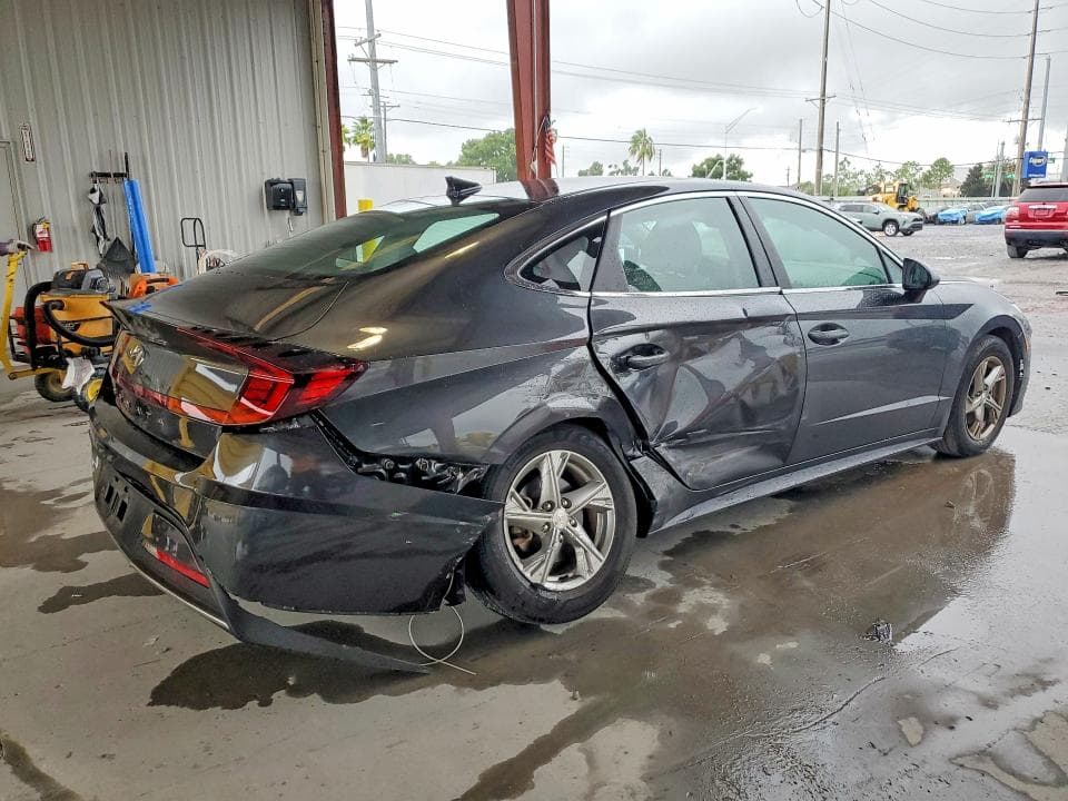 2021 HYUNDAI SONATA SE 3