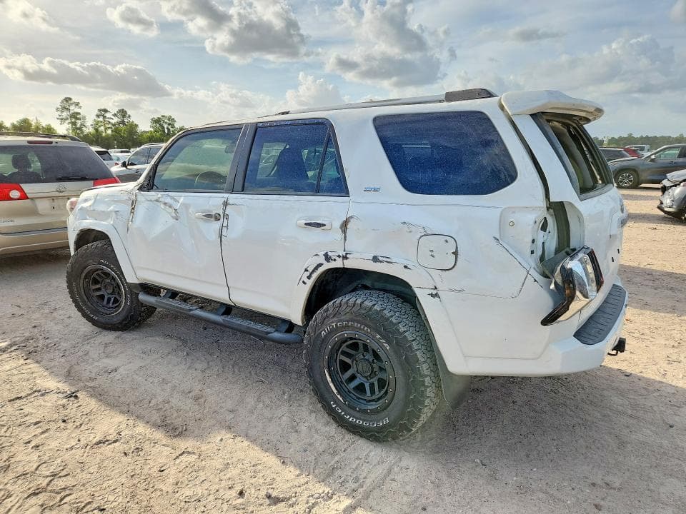 2023 TOYOTA 4RUNNER SR5 2