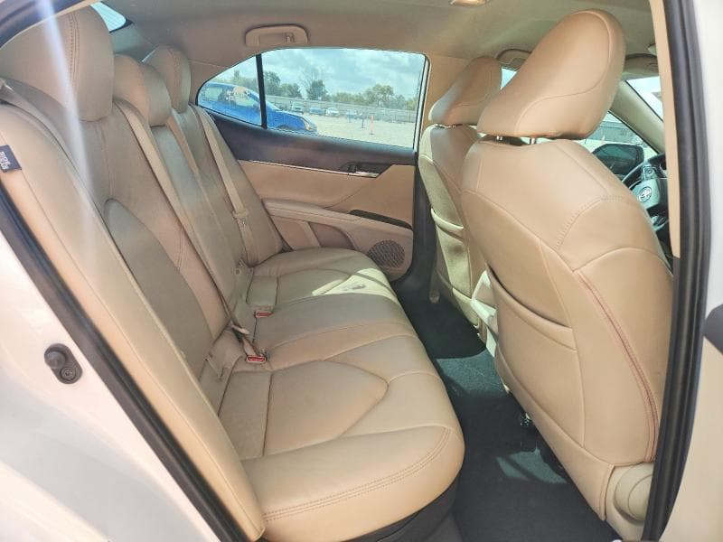 2022 TOYOTA CAMRY LE 10