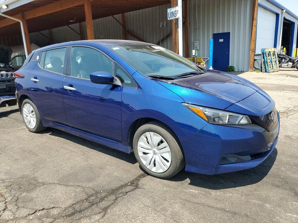 2025 NISSAN LEAF S 4