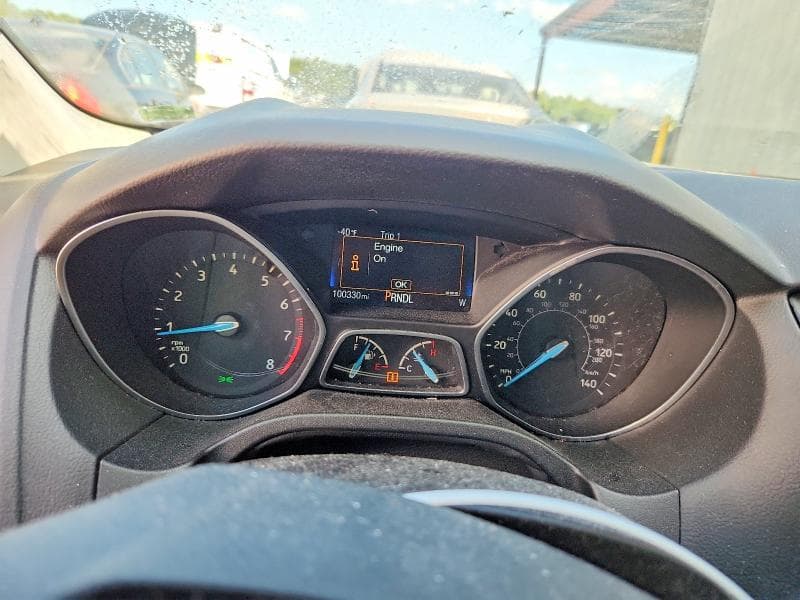 2017 FORD FOCUS SE 9
