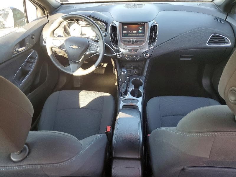 2017 CHEVROLET CRUZE LT 8