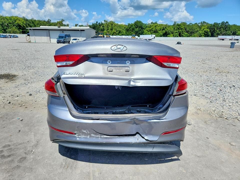 2018 HYUNDAI ELANTRA SE 6