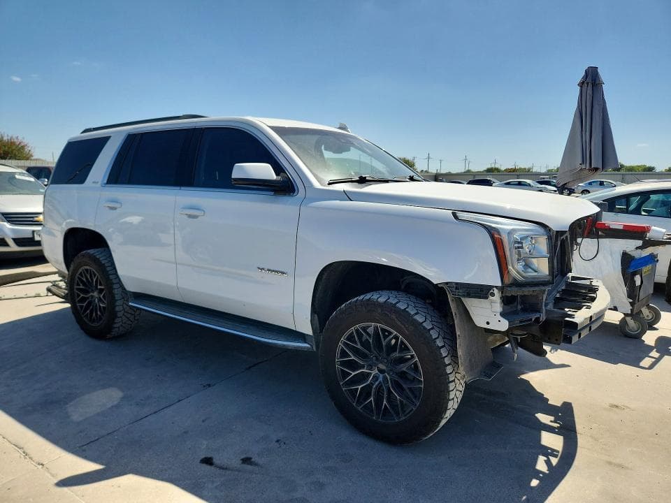 2017 GMC YUKON SLT 4